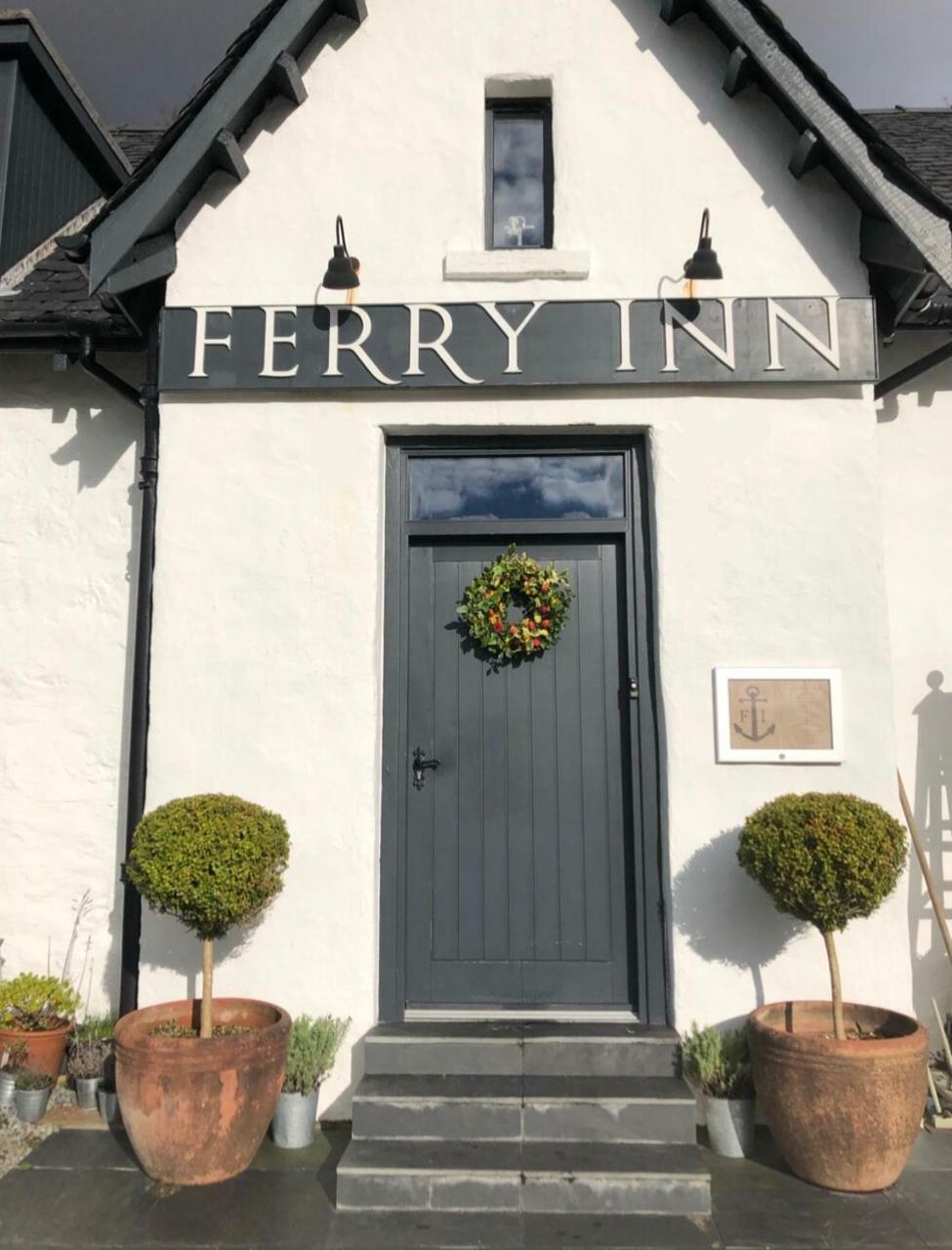 The Ferry Inn Portree Exteriör bild